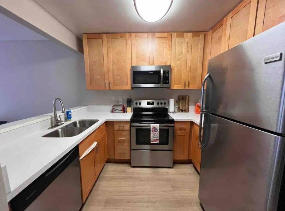 Castle 1 Bd Pool, Parking, Mdr Appartement *